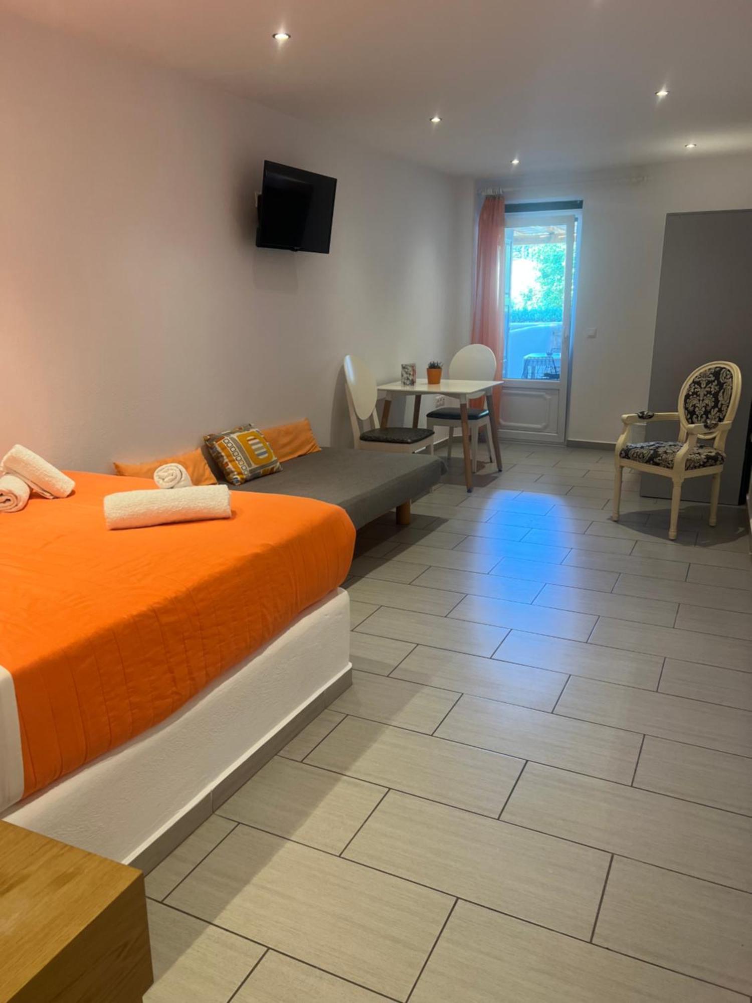 Artemoula's Studios Platys Gialos (Mykonos)